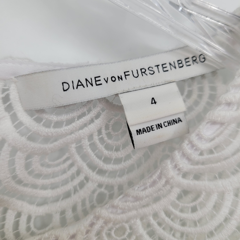DIANE von Furstenberg Guipure lace scalloped short sleeve top size 4 - Picture 5 of 10
